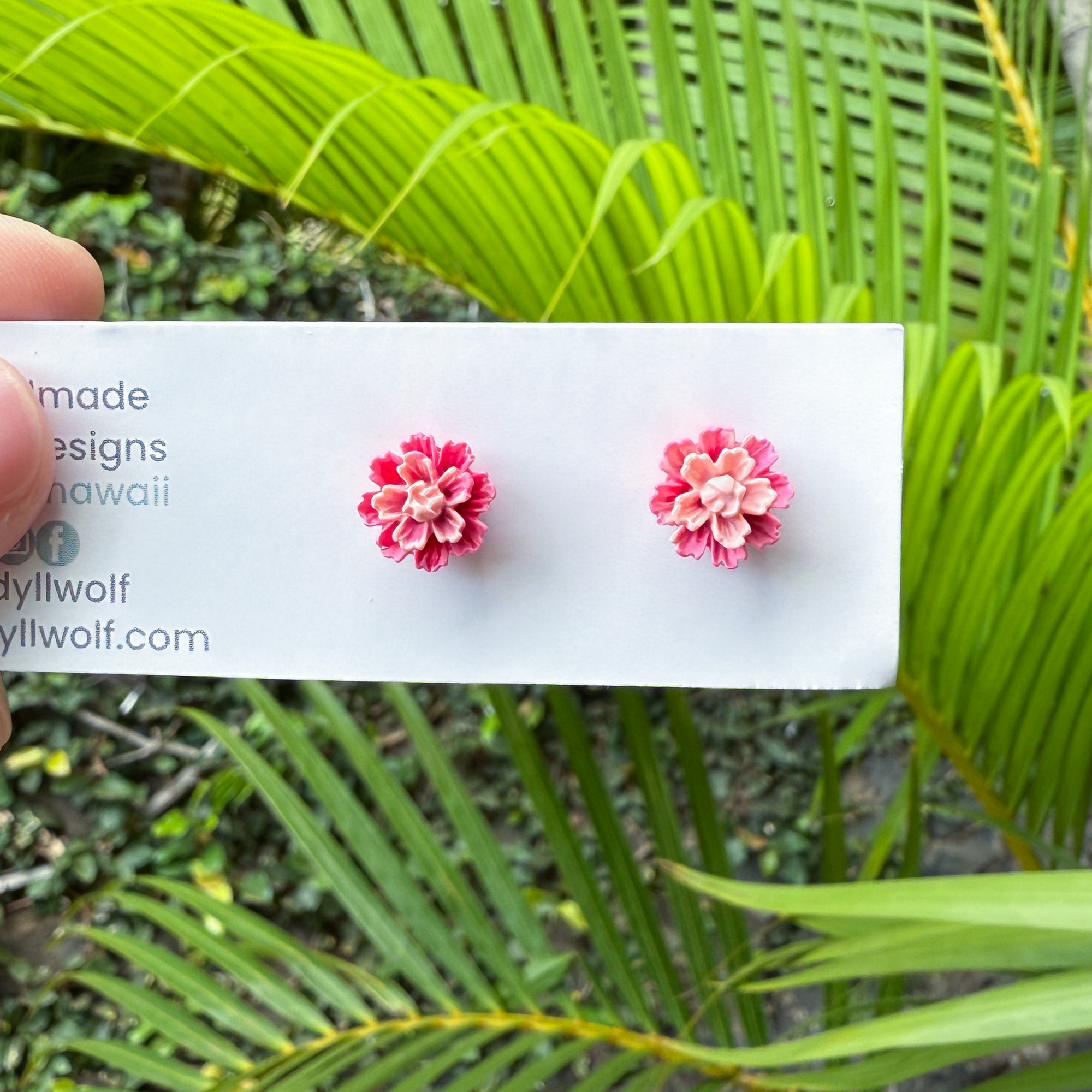 Pink ombré peony studs