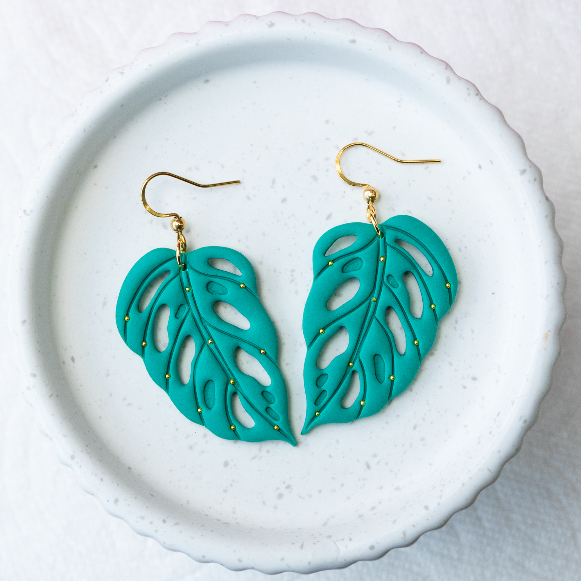 Embellished tropical leaves, green