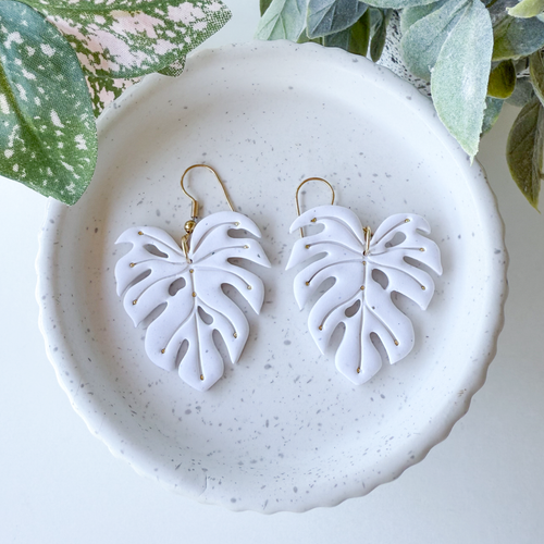 Embellished large monsteras, speckled white