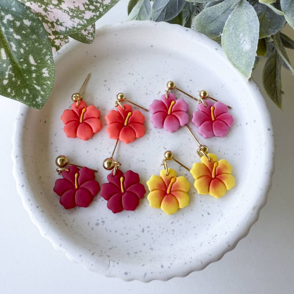 Hibiscus dangles