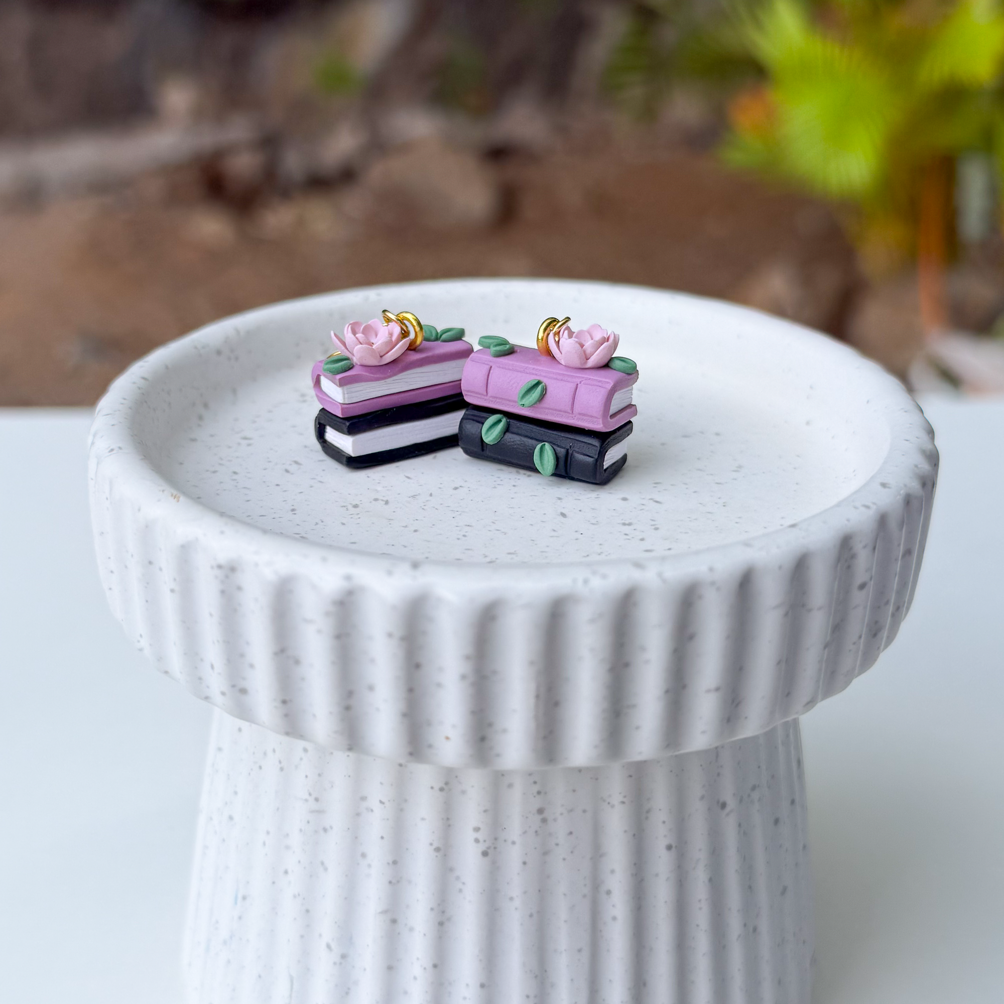 Mini book stack