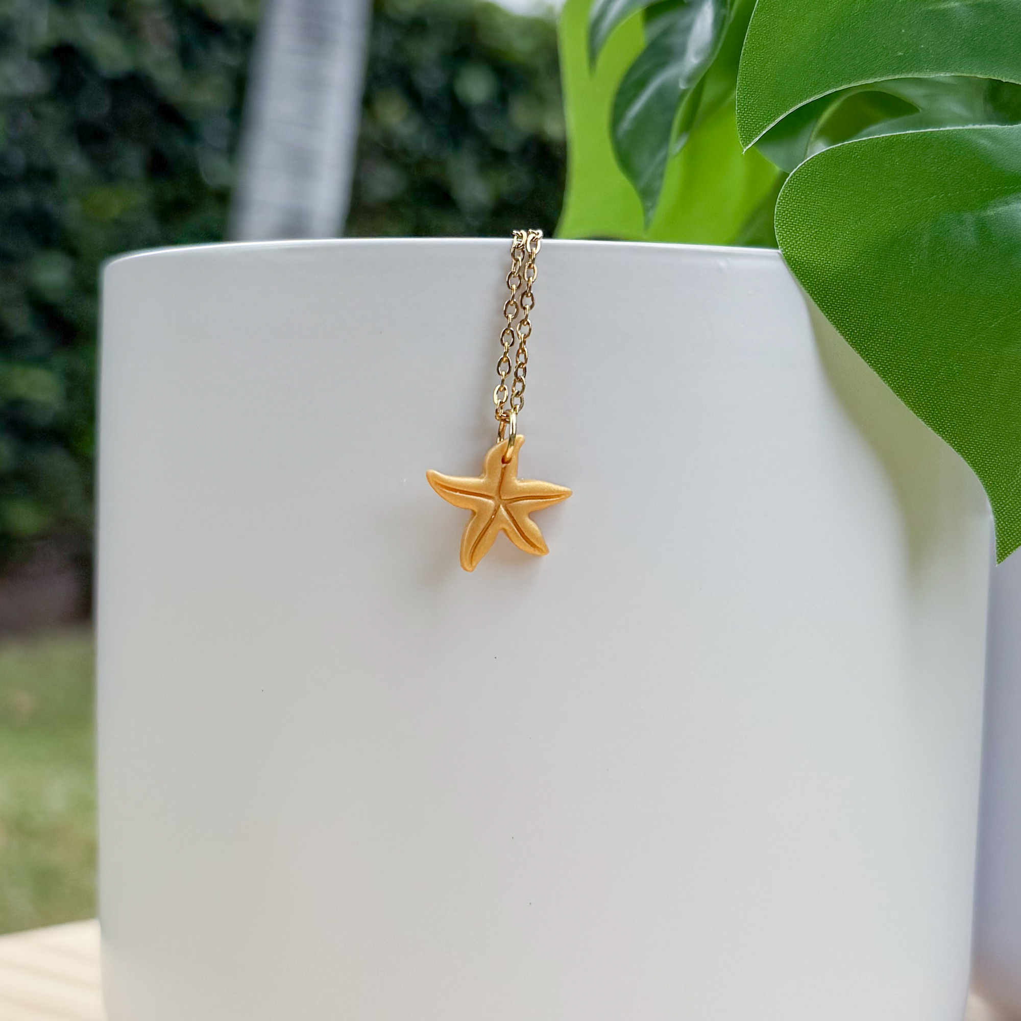 Starfish charm necklace